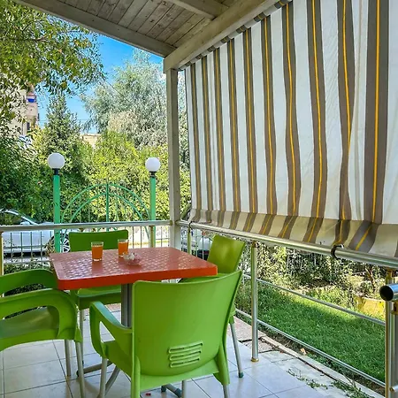 Shoreline Star G77 * Golem (Tirana)