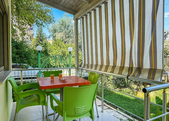 Shoreline Star G77 * Golem (Tirana)