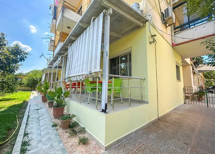 Shoreline Star G77 Lejlighed Golem (Tirana)