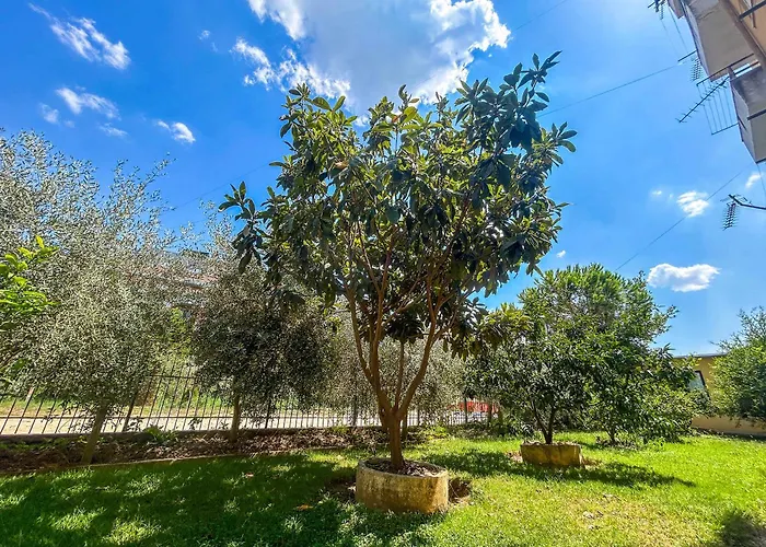 Shoreline Star G77 Lejlighed Golem (Tirana)